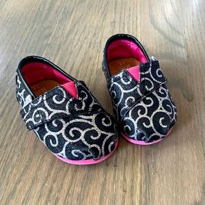 Toms baby size 4